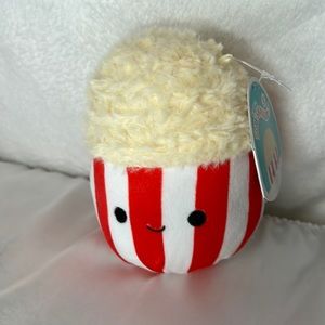 Popcorn squishmallow!!!!